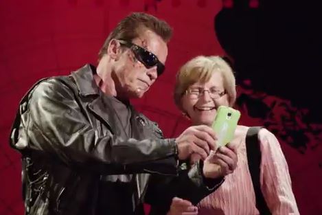 Schwarzenegger pranks fans 6.19.2015